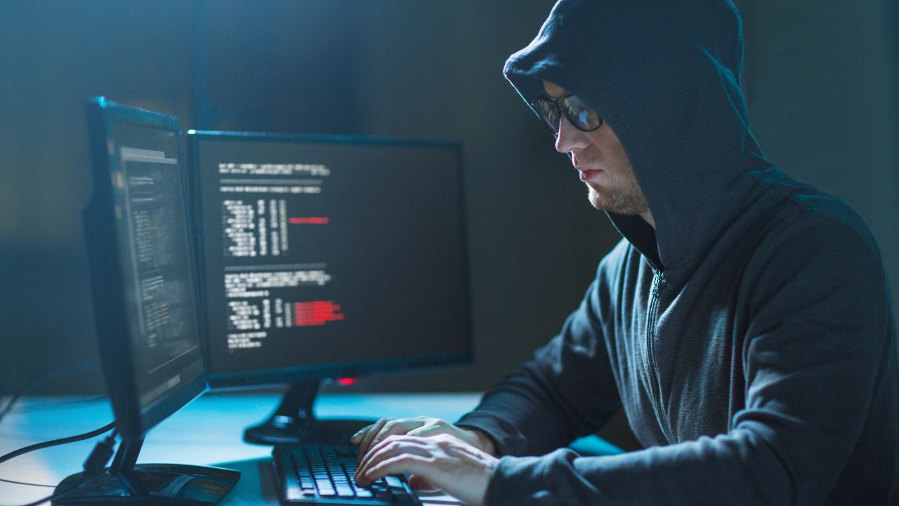 χάκερς malware